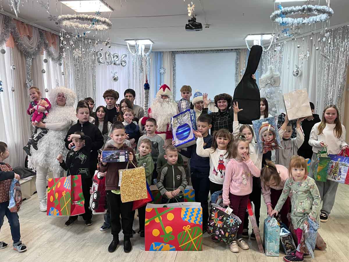 «Елочка желаний» исполнила мечты: как акция патриотов Беларуси подарила новогоднее чудо детям по всей стране