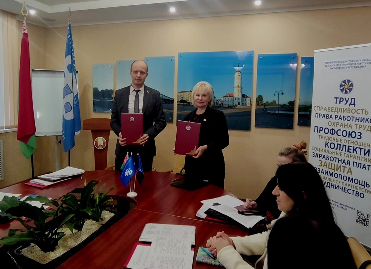 Дополнительные гарантии работникам, заключившим контракты на пять лет, включены в отраслевое профсоюзное соглашение