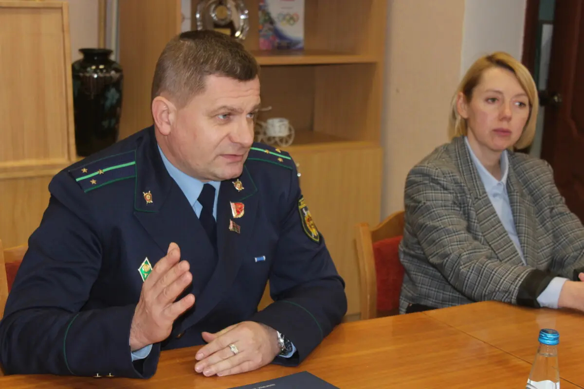 Диалог о будущем страны, сути грядущих преобразований. Делегат ВНС встретился с представителями здравоохранения