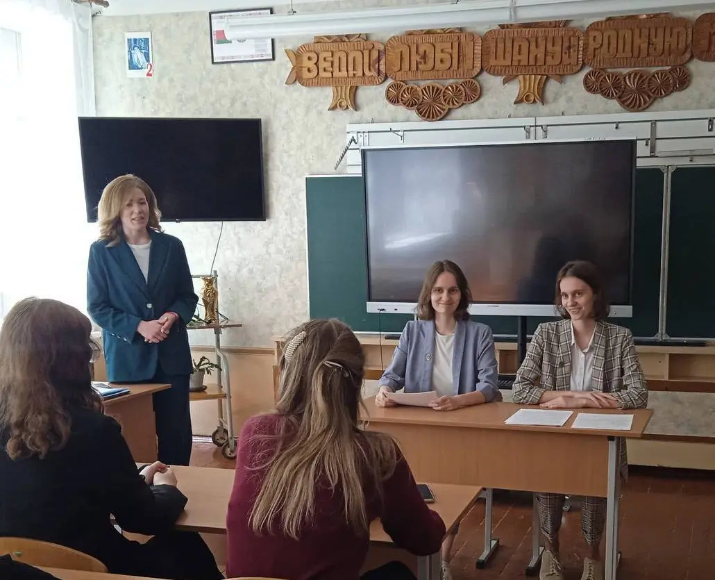 «Молодежь в праве». Встреча в рамках проекта прошла в Осовской базовой школе class=