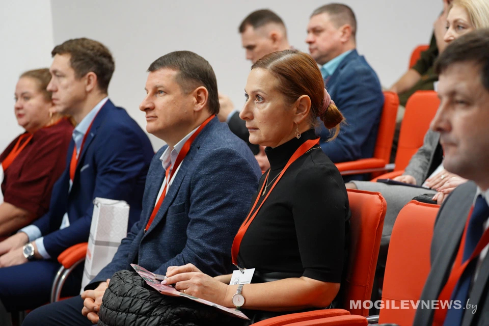 Как повысить эффективность производства: в Могилеве открыли международную конференцию. Фото