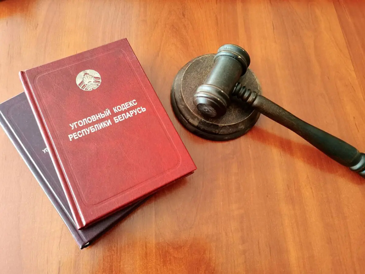 Похитил топливо – лишился свободы и автомобиля