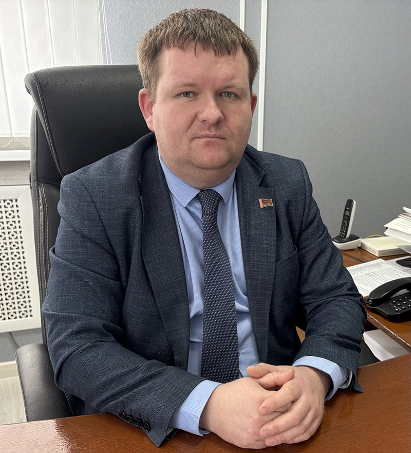 Первый заместитель председателя - начальник управления по сельскому хозяйству и продовольствию райисполкома Кавранин А.Н.