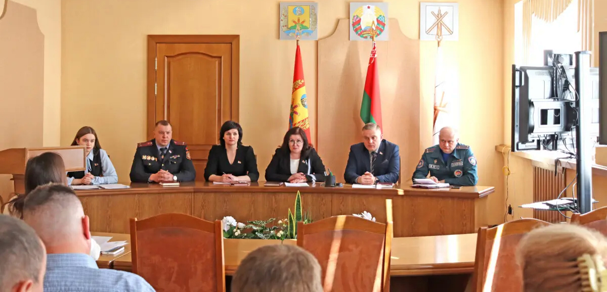 Студатрадаўскаму руху быць! У райвыканкаме прайшоў штаб для каардынацыі і кантролю яго дзейнасці