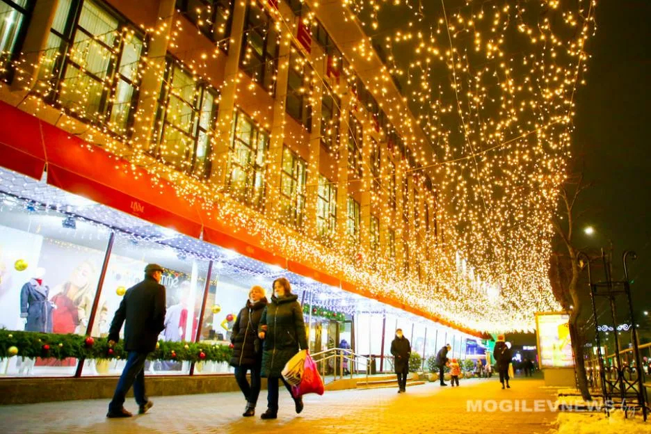  Стало известно, когда в Могилевской области засверкают прилавки магазинов Стало известно, когда в Могилевской области засверкают прилавки магазинов