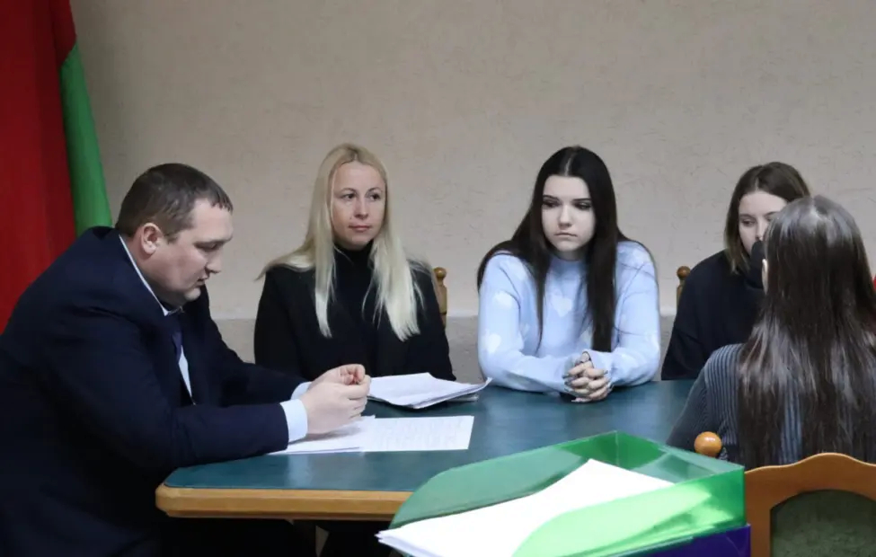 Сегодня в Бобруйском районе проходит единый день информирования