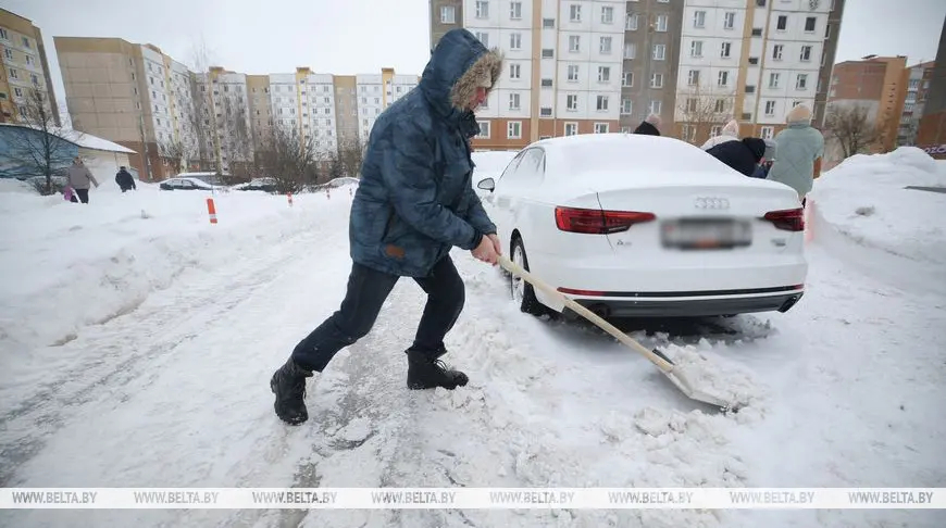 В ГАИ рассказали, можно ли считать «своим» расчищенное от снега место