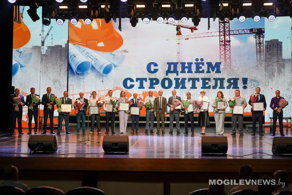 Рассказываем, как в Могилеве чествовали лучших строителей Приднепровского края. Фото class=
