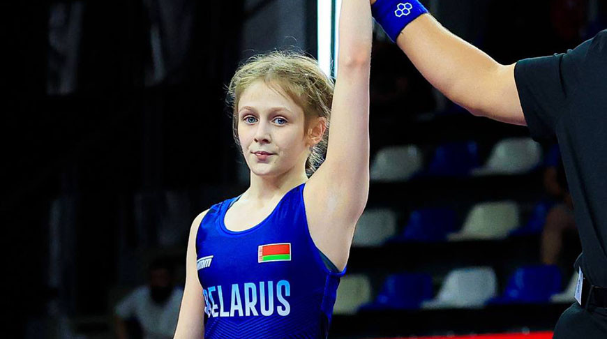 Юные борцы из Беларуси взяли шесть наград первенства Европы-U15 в Болгарии  class=
