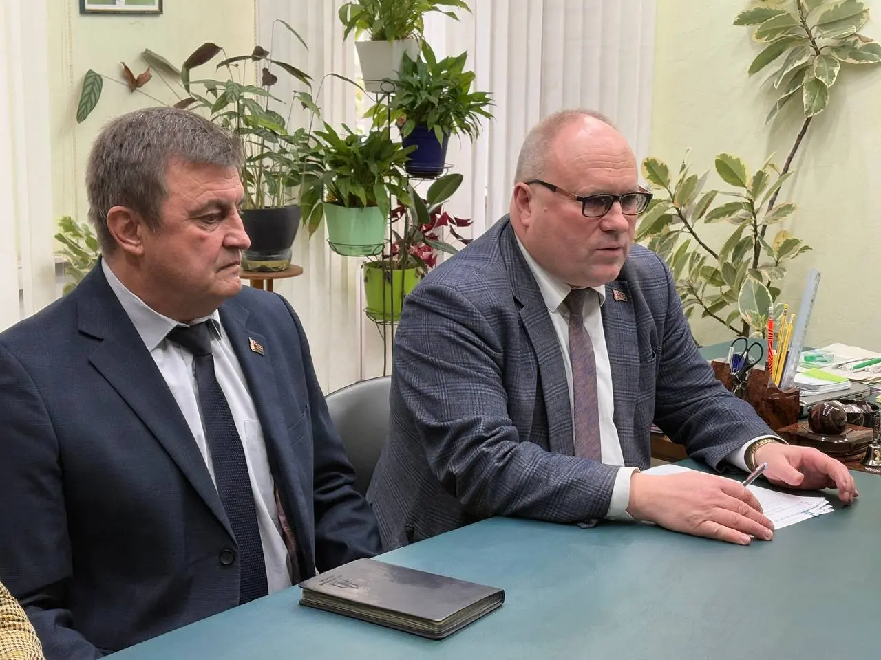 Время подводить итоги! Член областной информационно-пропагандистской группы Константин Тепляков посетил ЗАО «Птицефабрика «Вишневка»