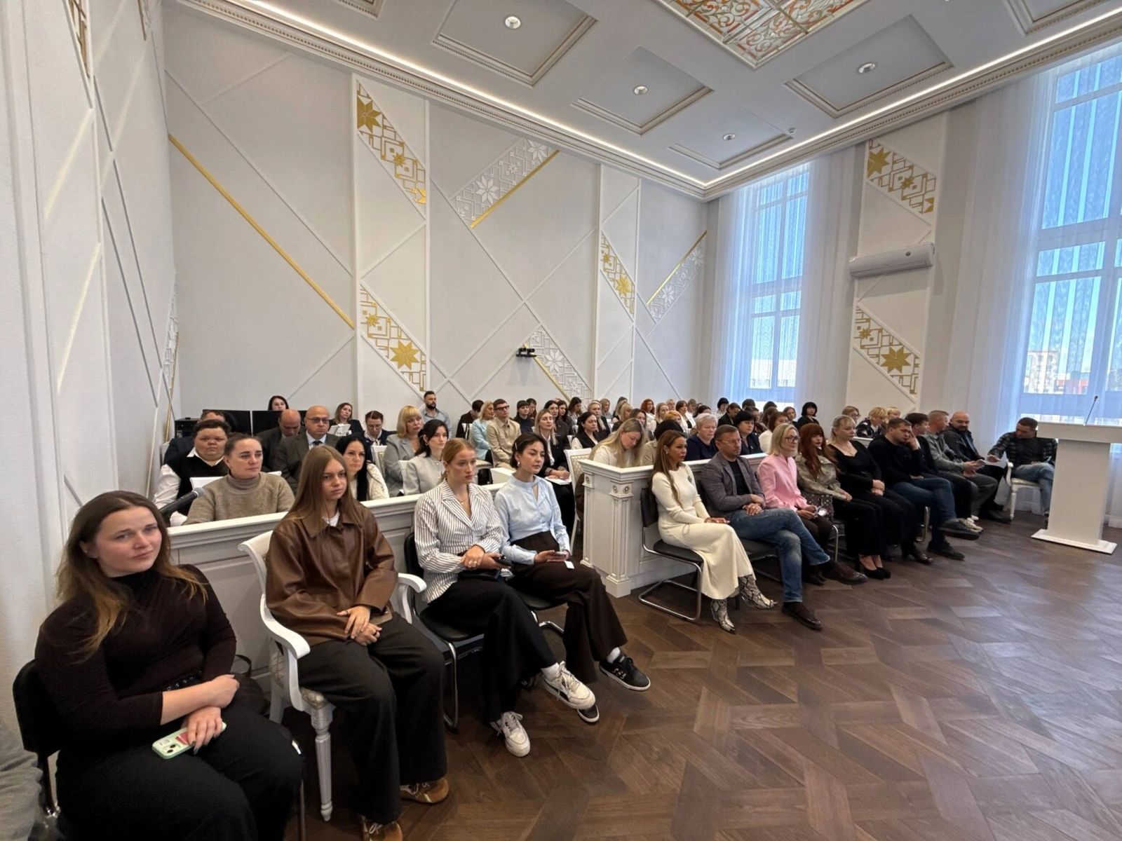 В Могилеве обсудили взаимодействие власти, медиа и блогосферы в цифровом пространстве class=