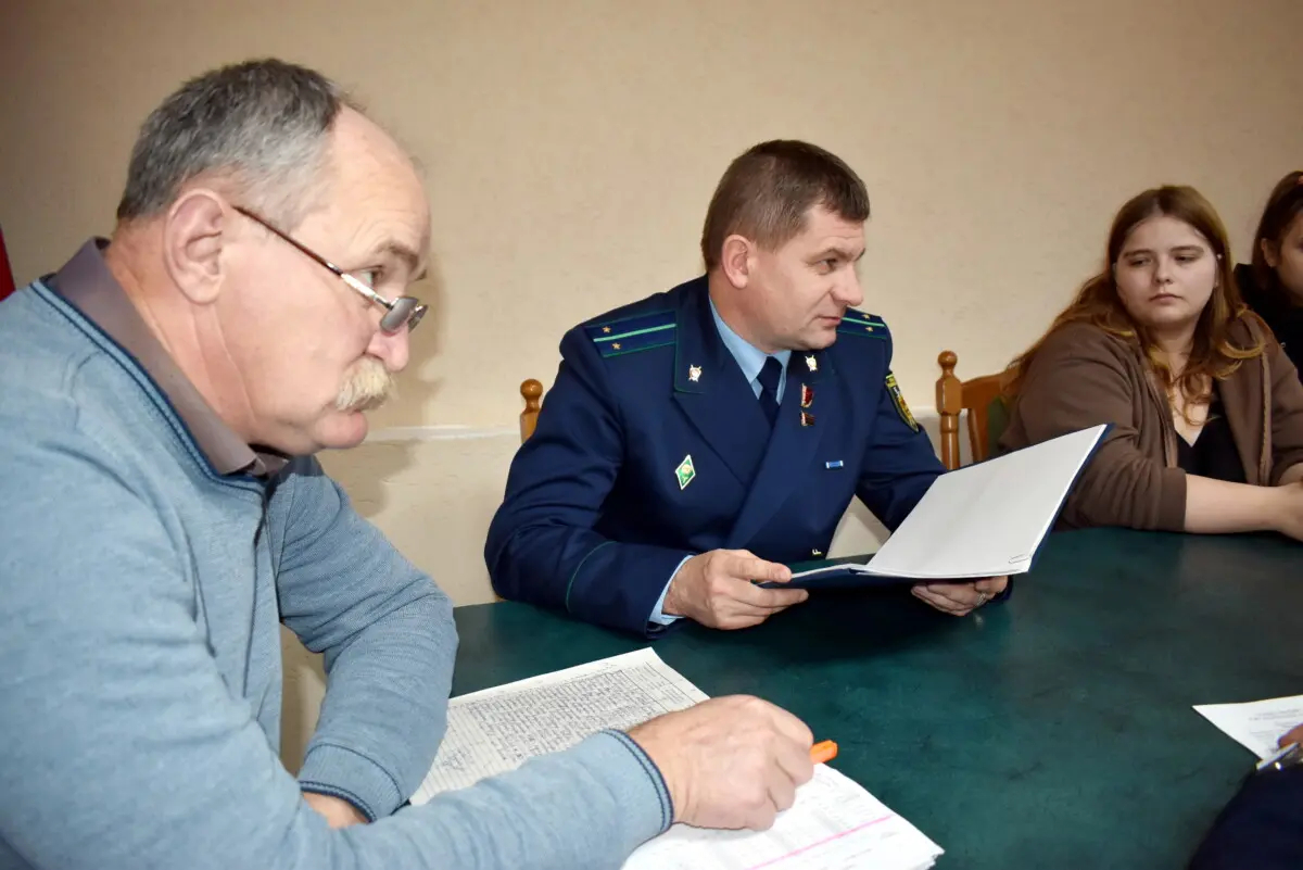 Встречу с трудовым коллективом ОАО «Невский-Агро» провел делегат ВНС Виталий Сидюк