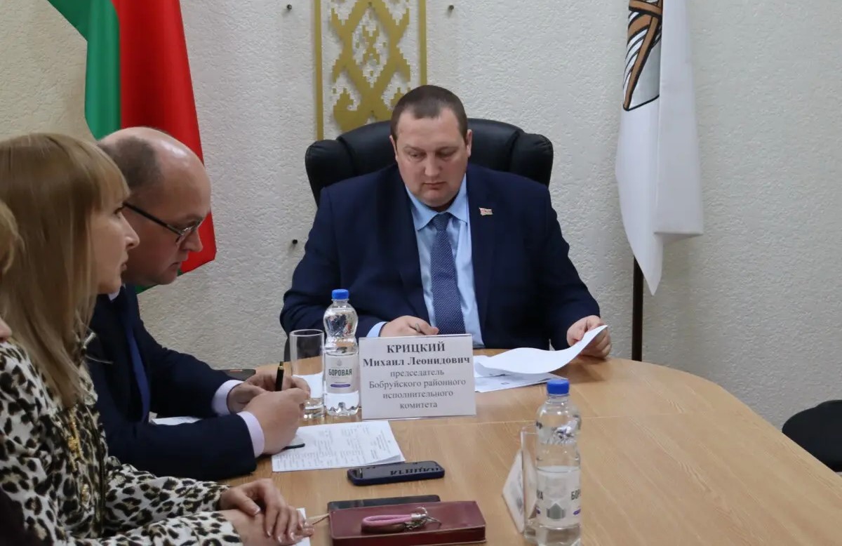 Увага — да кожнага пытання. Міхаіл Крыцкі правёў прыём грамадзян