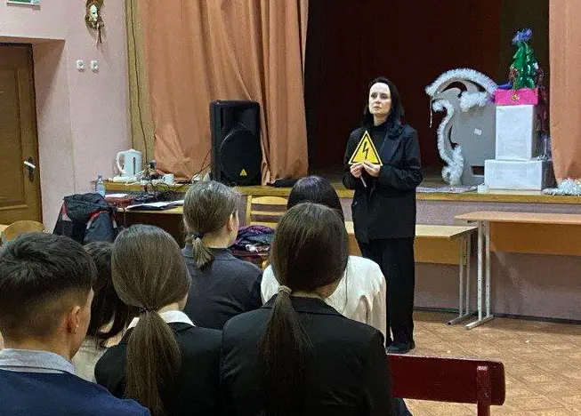 О профилактике электротравматизма говорили с учащимися Телушской школы