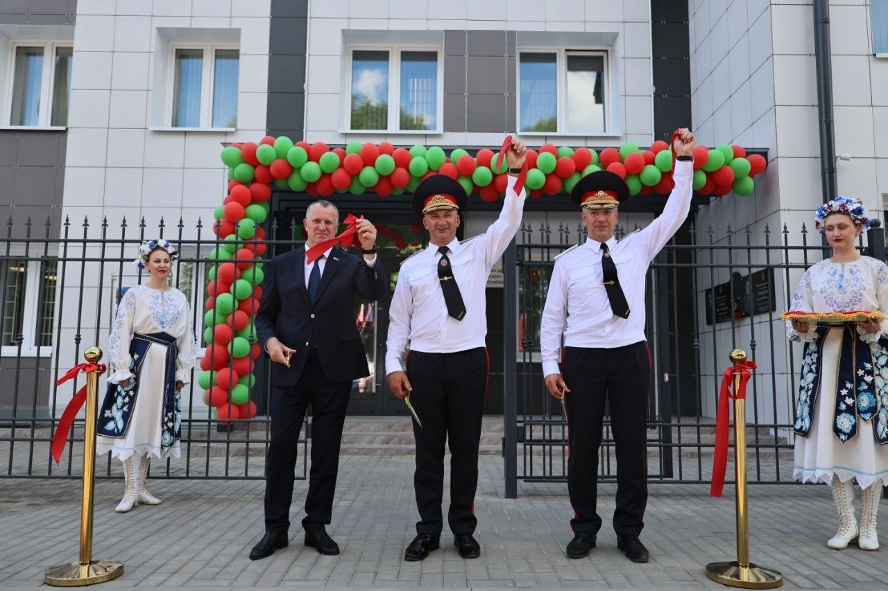 В Шклове после реконструкции открыли новое здание РОВД