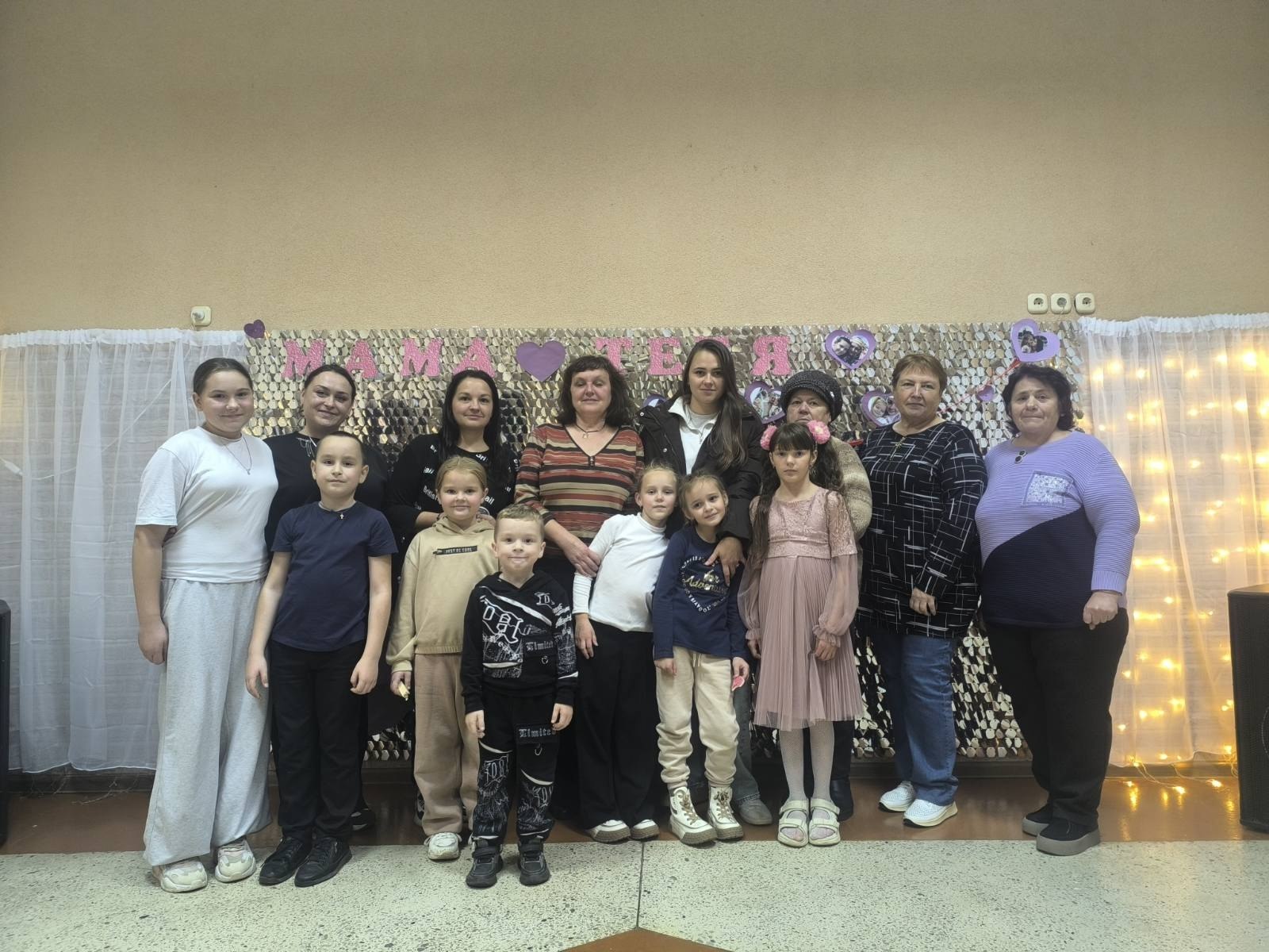 «Для тебя, родная»: душевный вечер в Ленинском клубе!