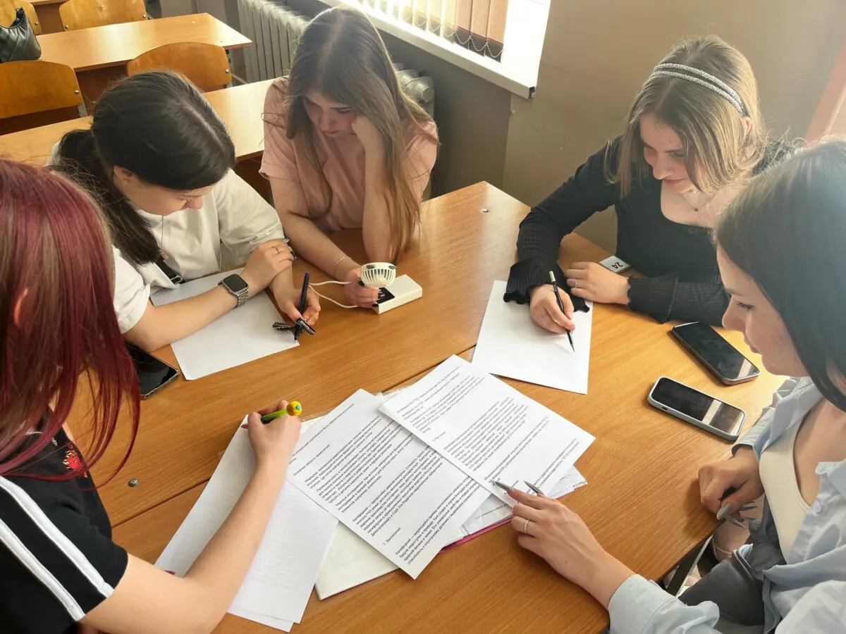 Интеллектуальный квиз «Будущее за молодежью: наука и инновации» прошел в БГАЭКе