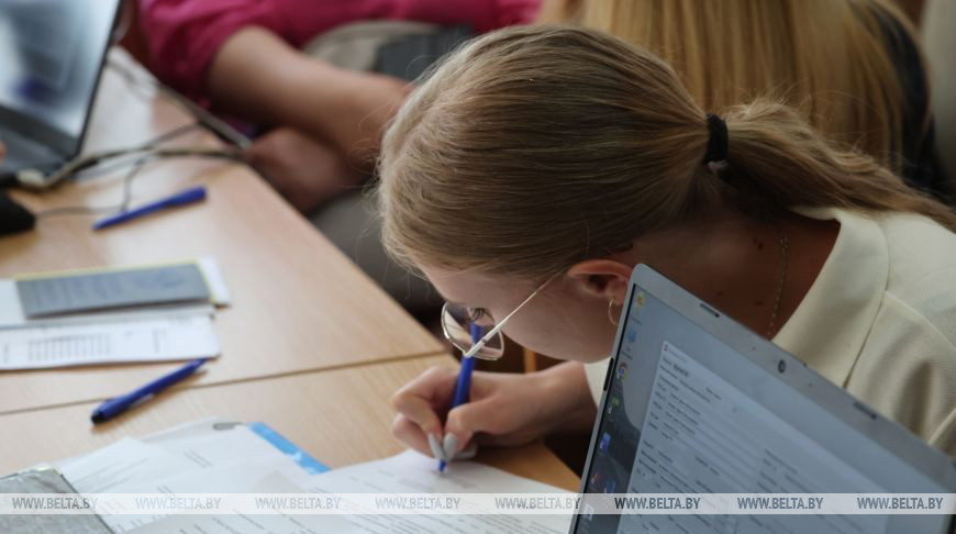 Вузы Беларуси завершают прием документов у абитуриентов-целевиков class=