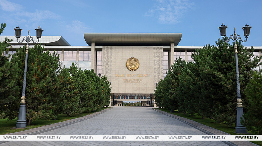 «Главное – женщина». Лукашенко поручил МВД разработать законопроект «Об амнистии» class=