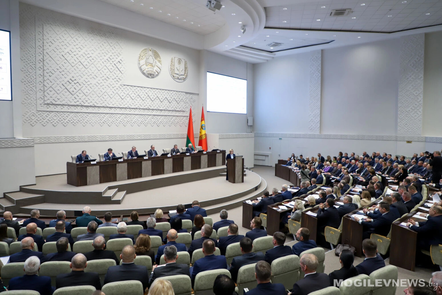 Итоги социально-экономического развития и исполнения бюджета Могилевской области за 2025 год рассмотрели на заседании облисполкома. Фото